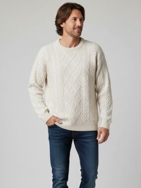 Aelfric Eden Fisherman Cable Knit Pullover Sweater Cream Heavyweight Minimal